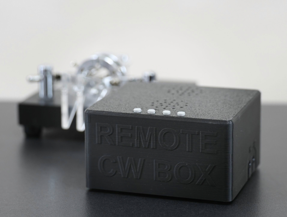 OpenShack Box with paddle